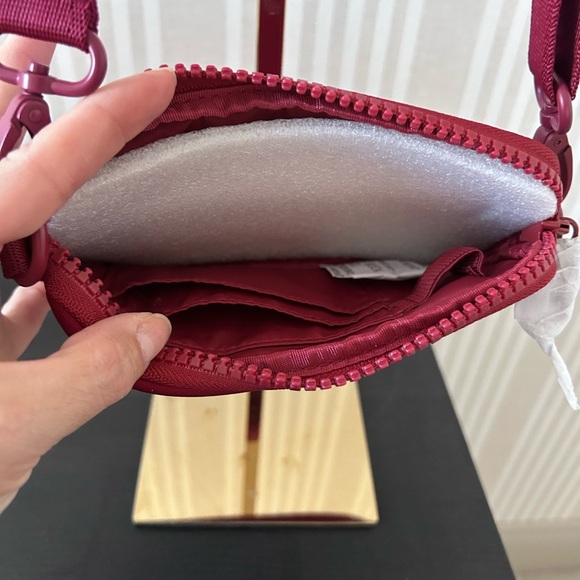 SEPHORA X DAGNE DOVER Limited Edition Mara Phone Sling, Spice Adjustable - Picture 7 of 9